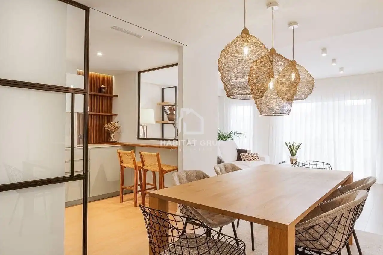 Flat with lift for sale in Eixample Sud – Migdia