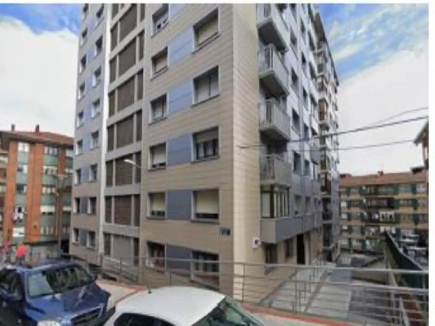 Vista exterior de Piso en venta en Sestao 