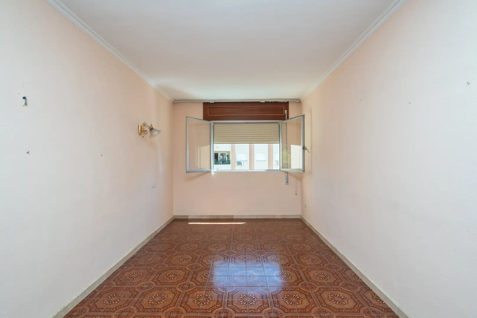 Flat for sale in Marbella  with Air Conditioner, Terrace and Community pool
