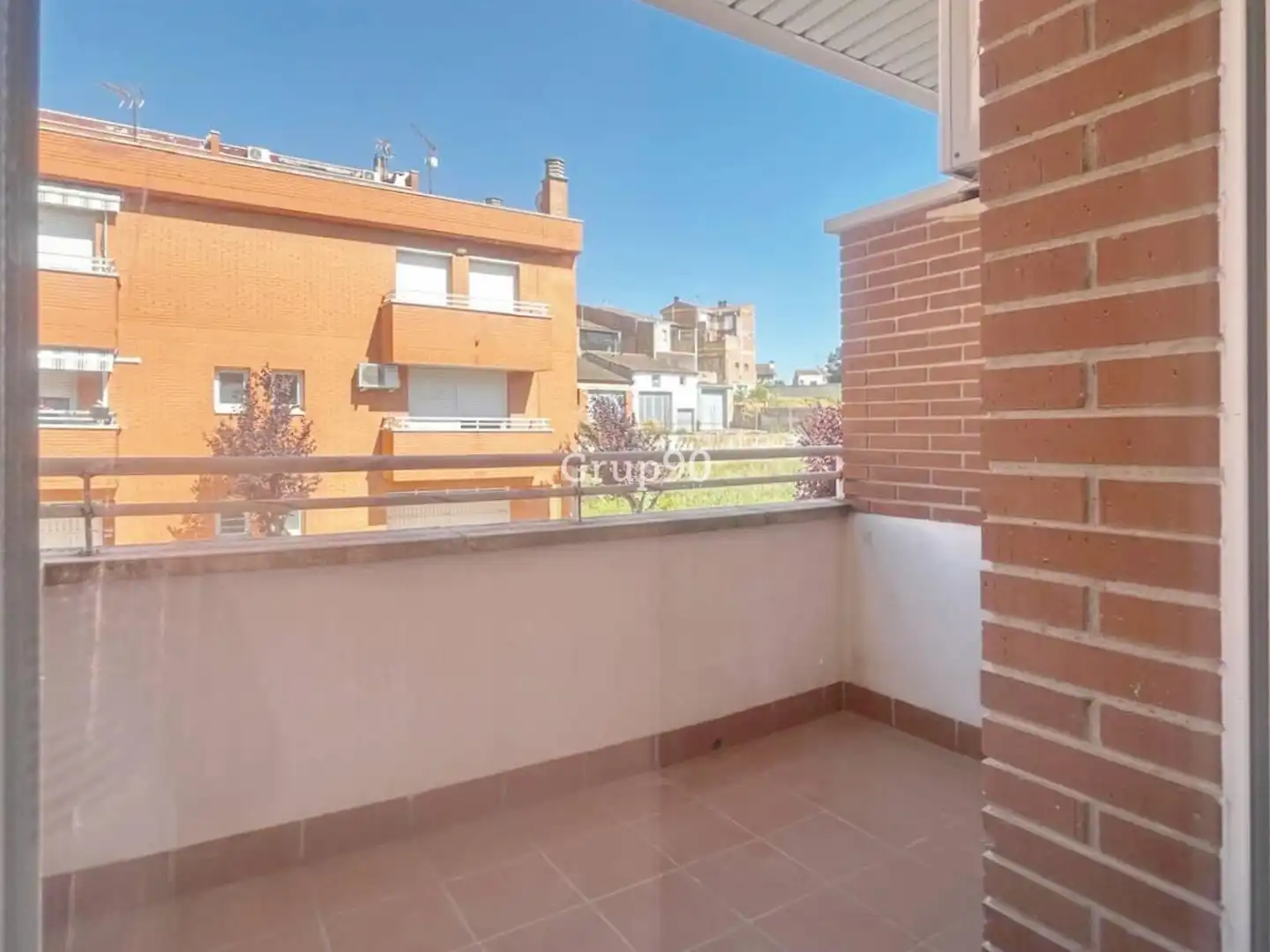 Vista exterior de Casa adosada en venta en Puigverd de Lleida con Aire acondicionado, Calefacción y Parquet