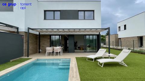 Foto 2 de Casa adosada en venda a Sant Pere Pescador, Girona