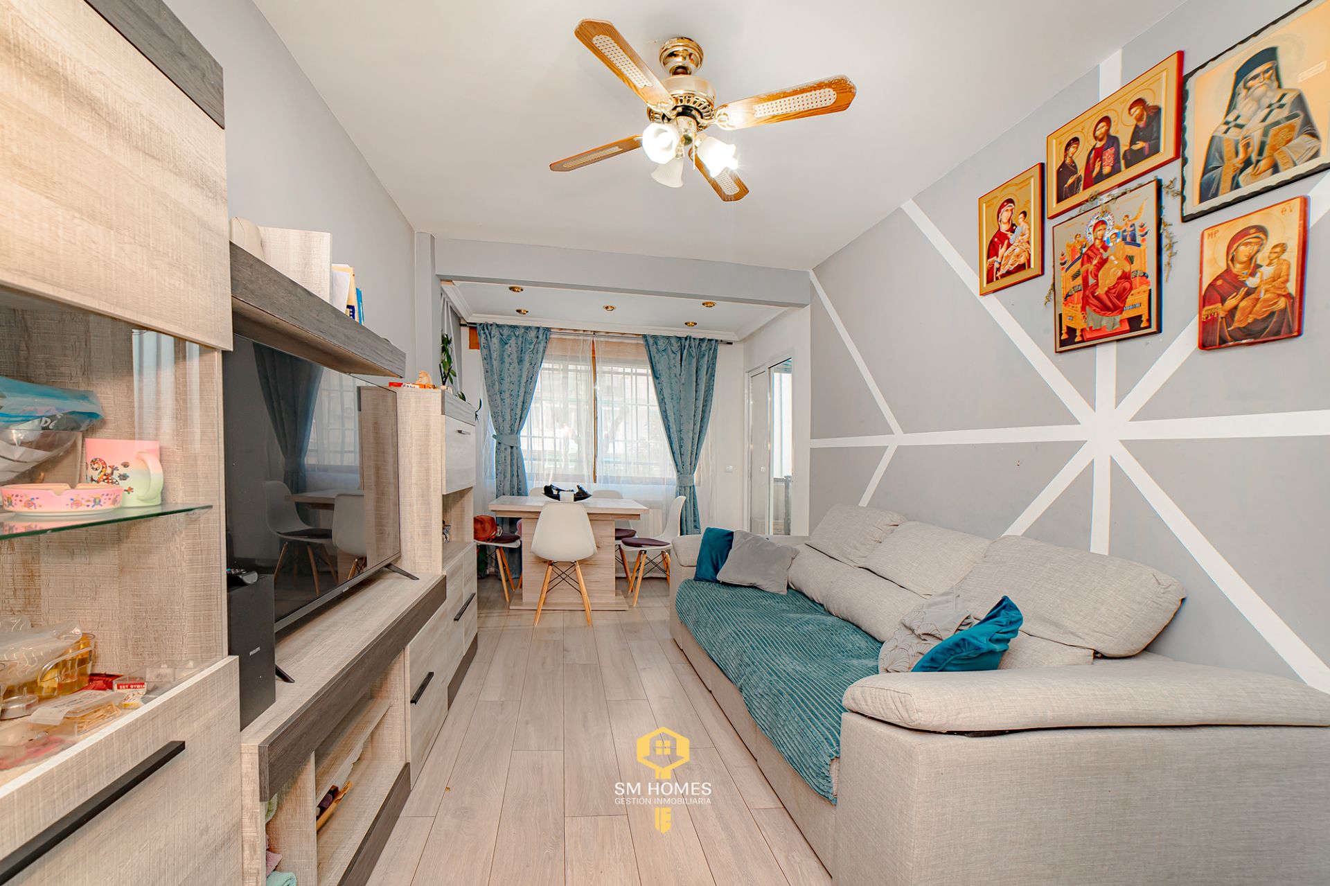 Sala de estar de Piso en venta en Coslada con Calefacción, Terraza y Trastero