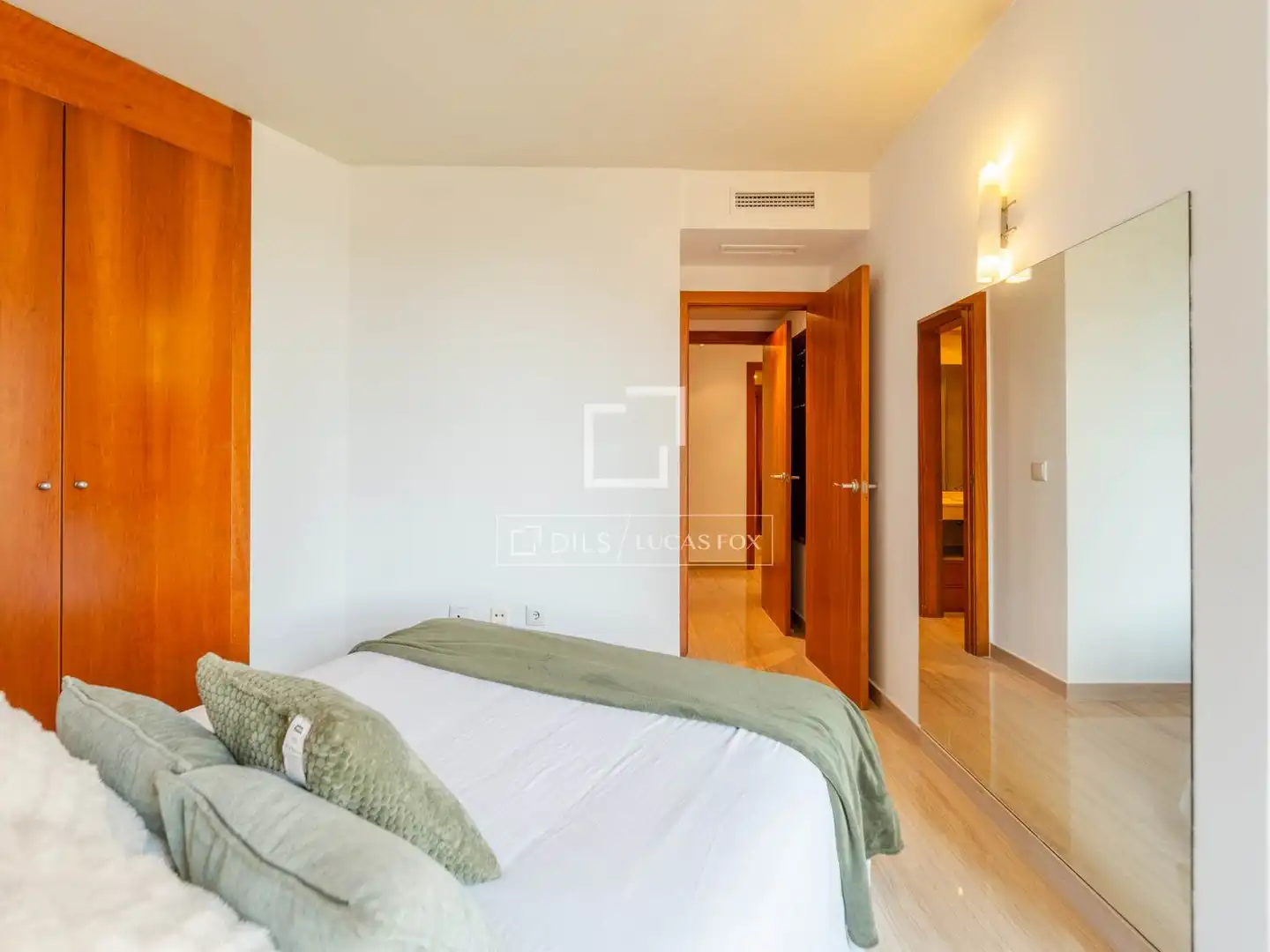Habitación de Piso en venta en Valencia con Aire acondicionado, Calefacción y Jardín privado
