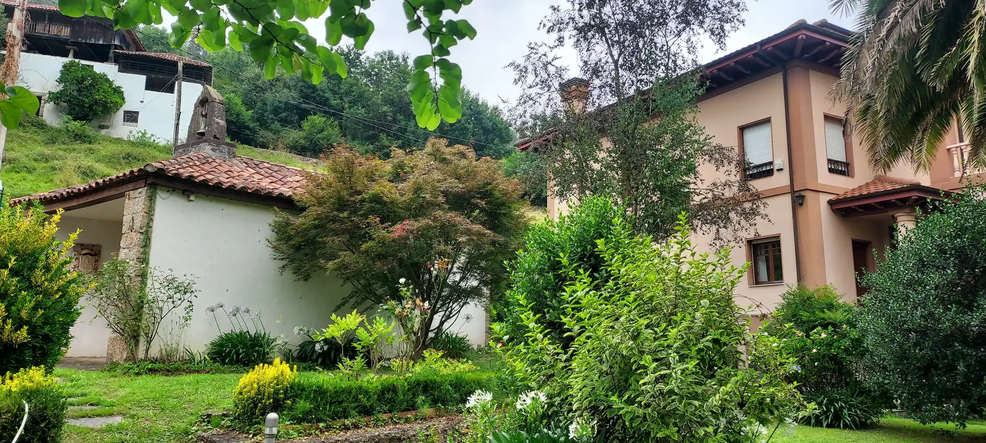 Jardí de Finca rústica en venda en Salas amb Calefacció, Jardí privat i Parquet