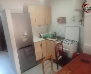 Cuina de Casa o xalet en venda en Oliva amb Jardí privat i Terrassa