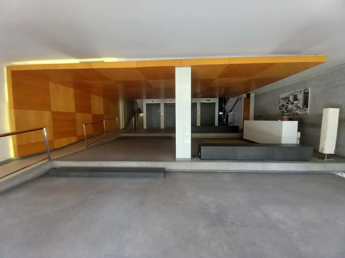 Wohnung zur Miete in Barcelona mit Klimaanlage, Heizung und Terrasse