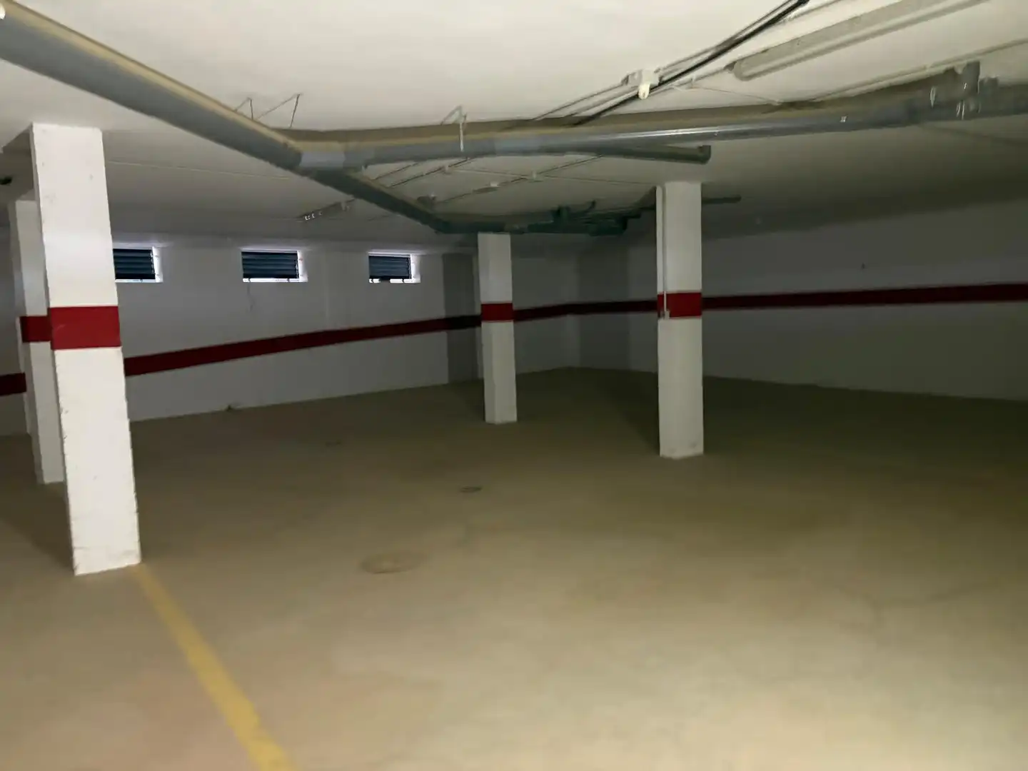Parkplatz von Gebäude zum Verkauf in Jimena