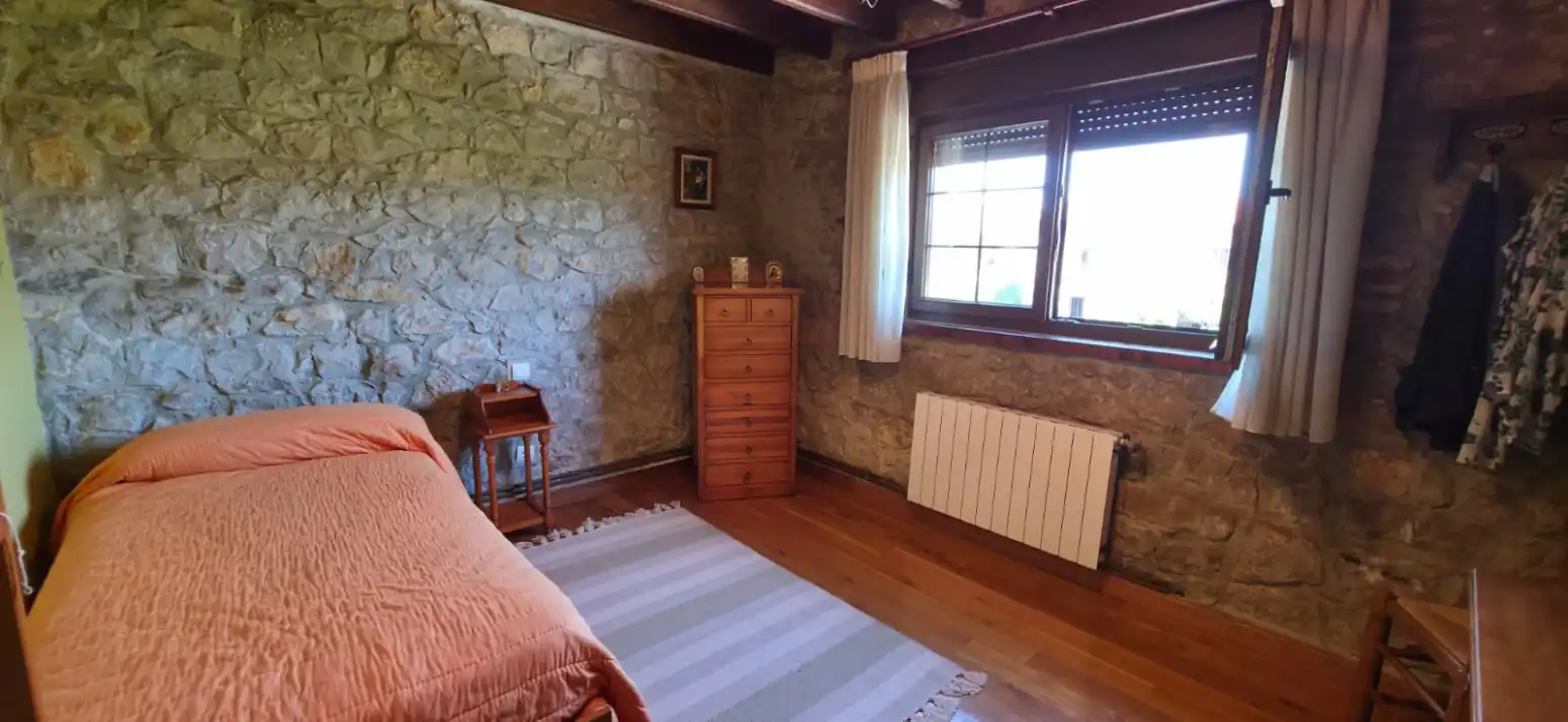 Habitación de Casa o chalet en venta en Ribamontán al Mar con Calefacción, Jardín privado y Parquet