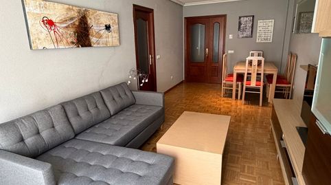 Foto 2 de Piso de alquiler en C. Alcalde Antonio Estella, Tejares - Chamberí - Alcades, Salamanca Capital