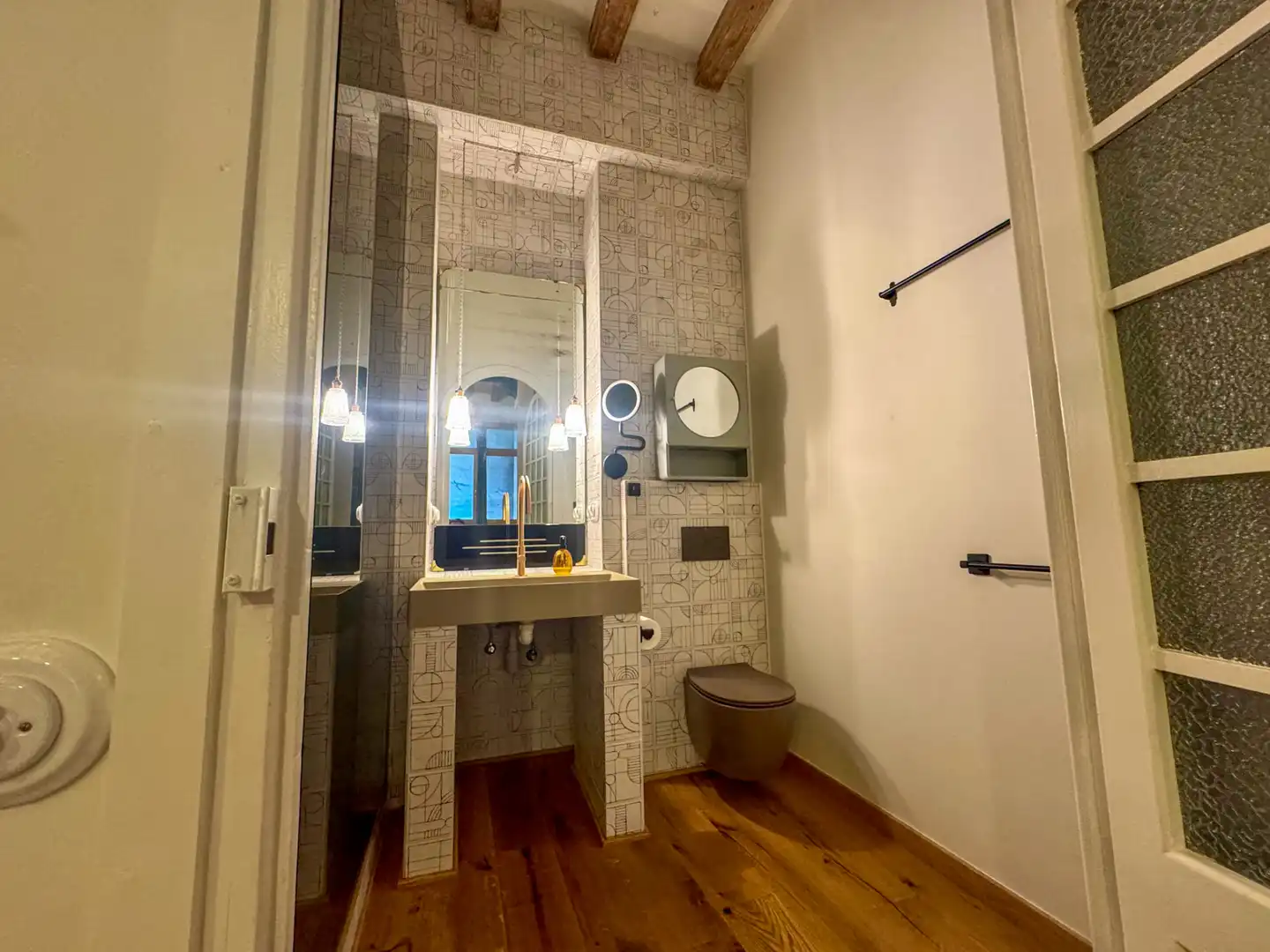 Bathroom of Lofts for sale in Barcelona  with Air Conditioner, Private garden and Parquet flooring