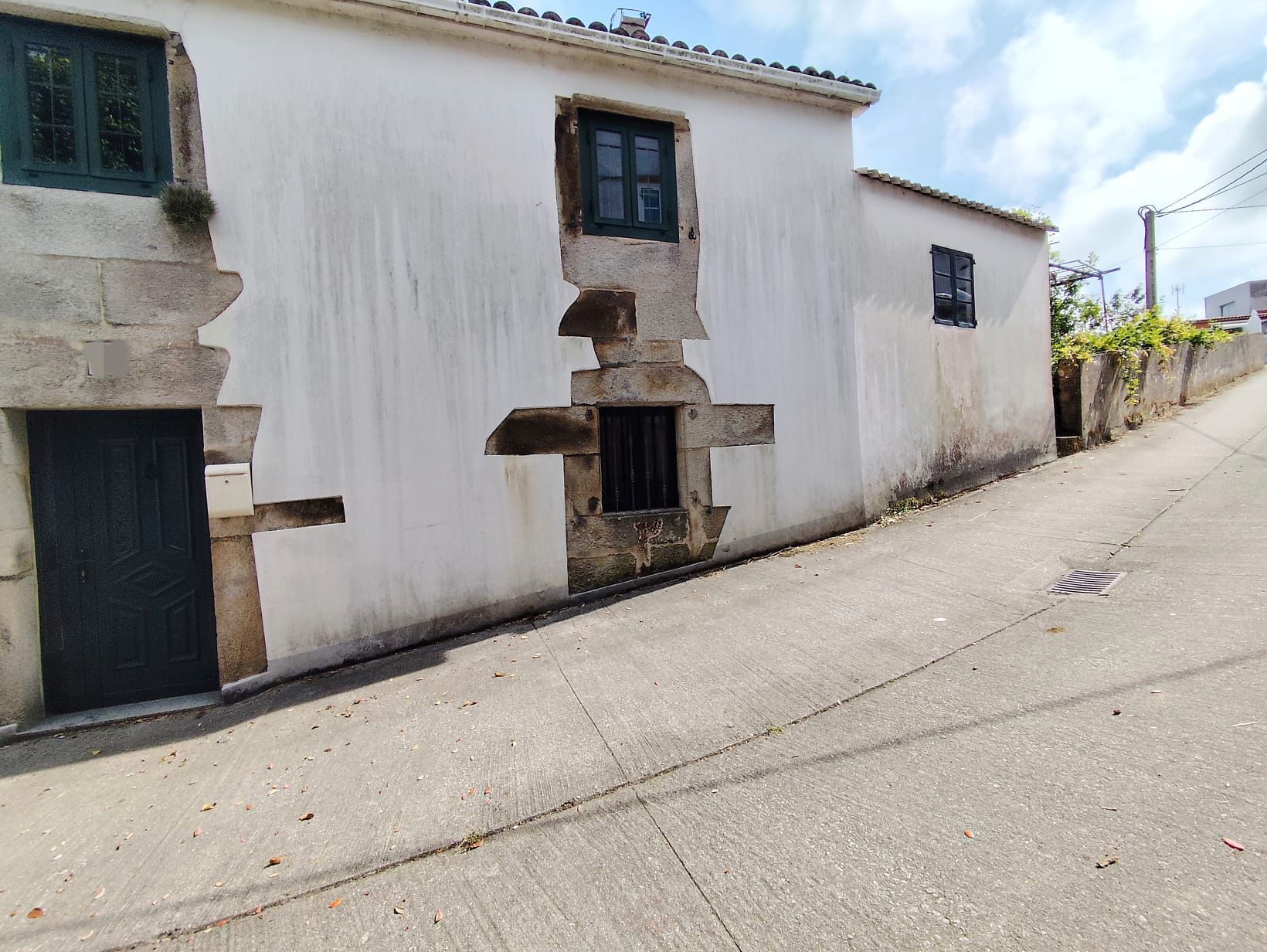 Exterior view of House or chalet for sale in Malpica de Bergantiños  with Private garden