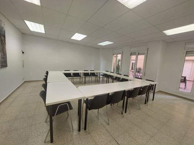Oficina en Alquiler en Centre