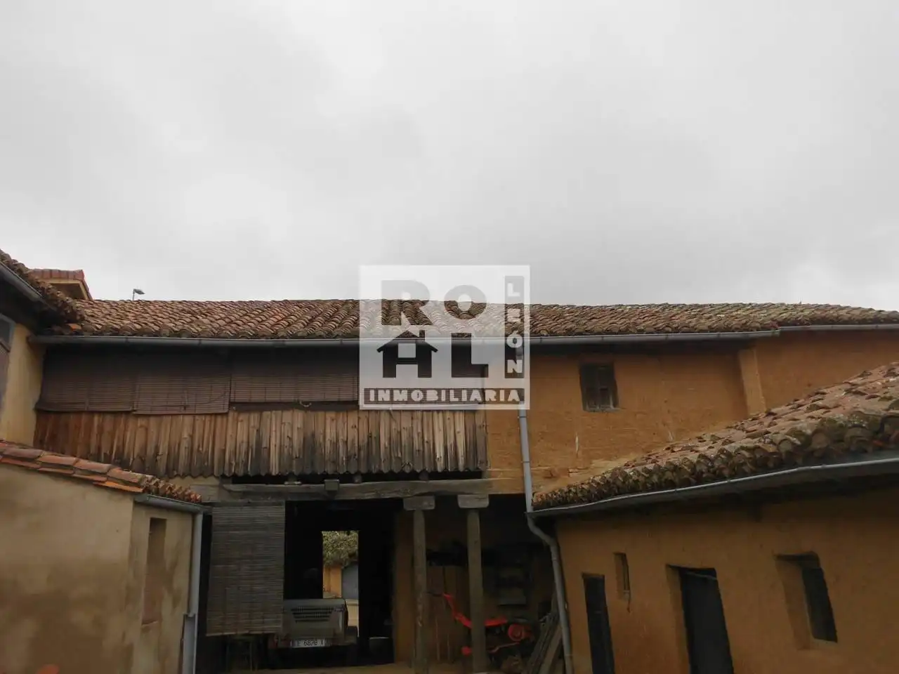 Vista exterior de Casa o xalet en venda en Valdefresno amb Jardí privat