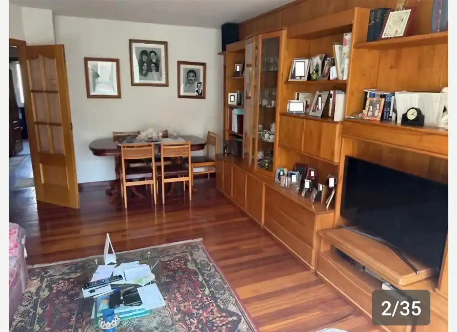 Sala de estar de Casa adosada en venta en León Capital  con Balcón