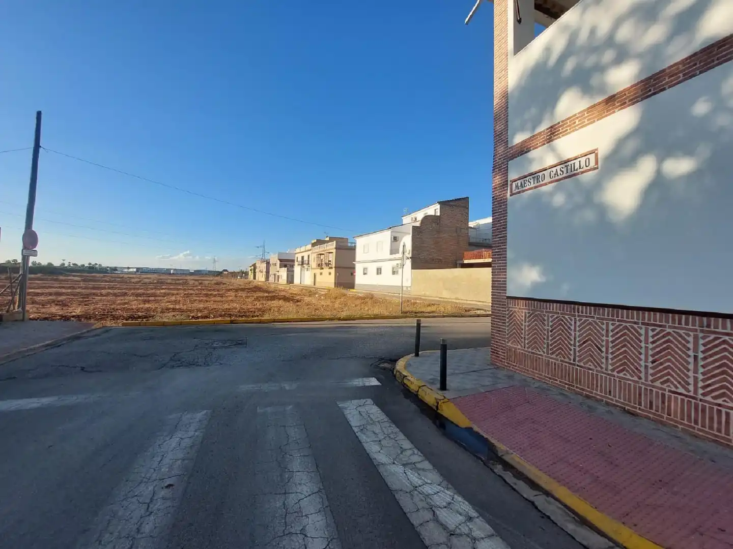 Vista exterior de Pis en venda en Dos Hermanas