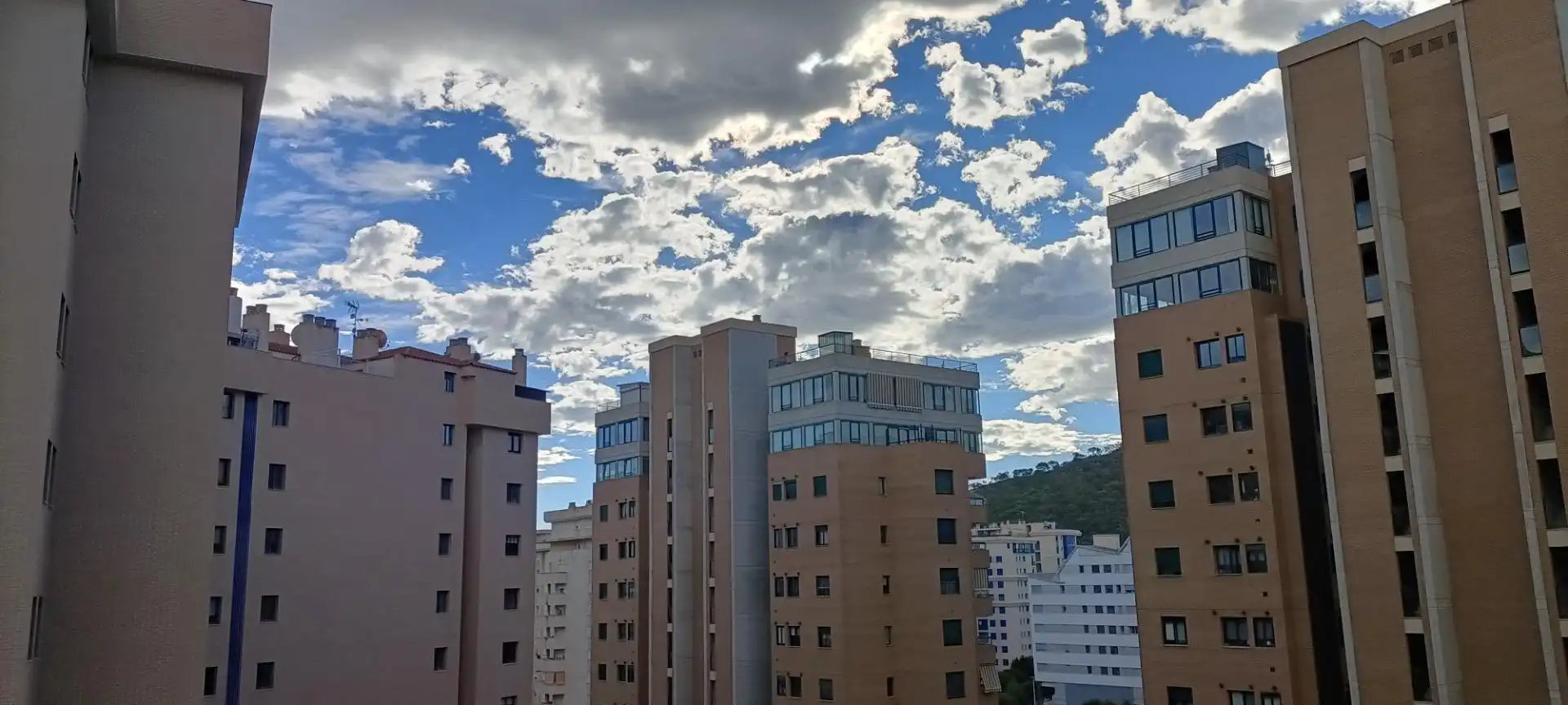 Apartament amb piscina en venda a Avinguda Mestral, imagen 3