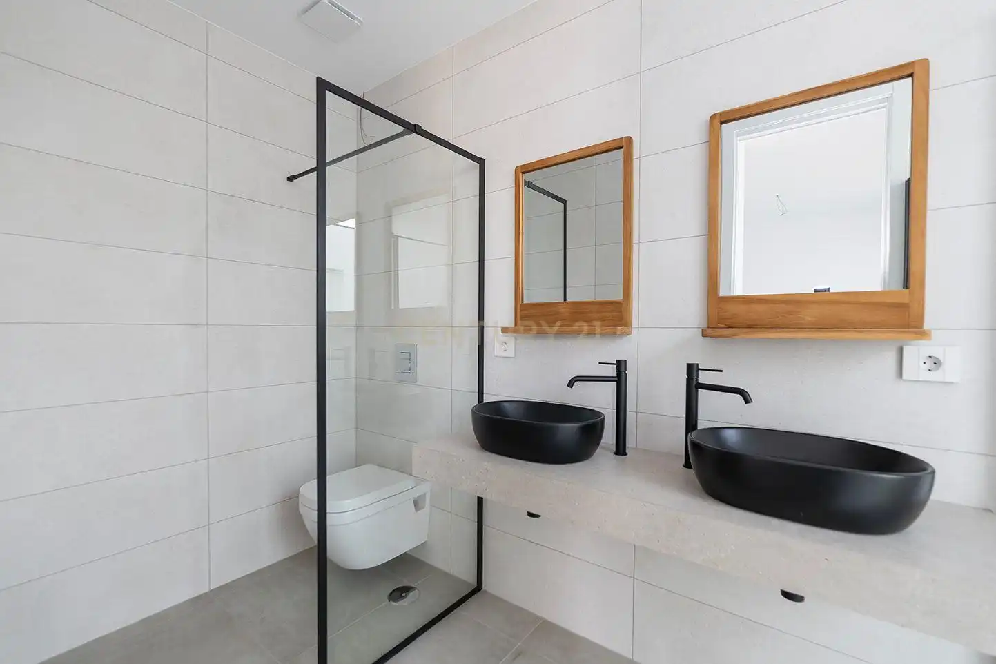 House for sale in Calle Albatros, Calle Morena y Calle Dolfi 2, imagen 36