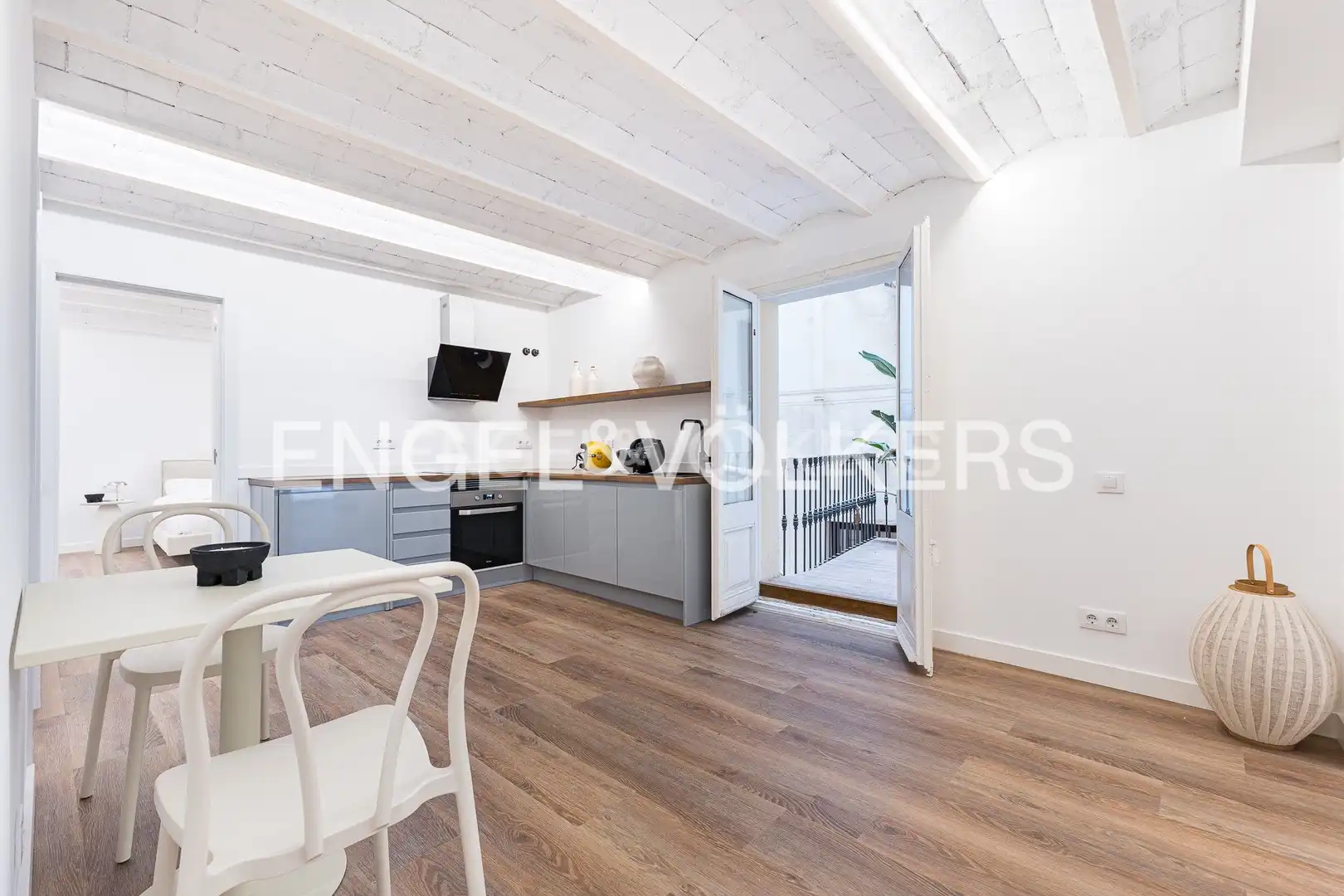 Appartamento con terrazza in vendita a Ciutat Vella, imagen 9