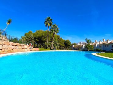 Adossat amb piscina de lloguer a Balcón de Ponoig - Polop Paradis - Polop Hills