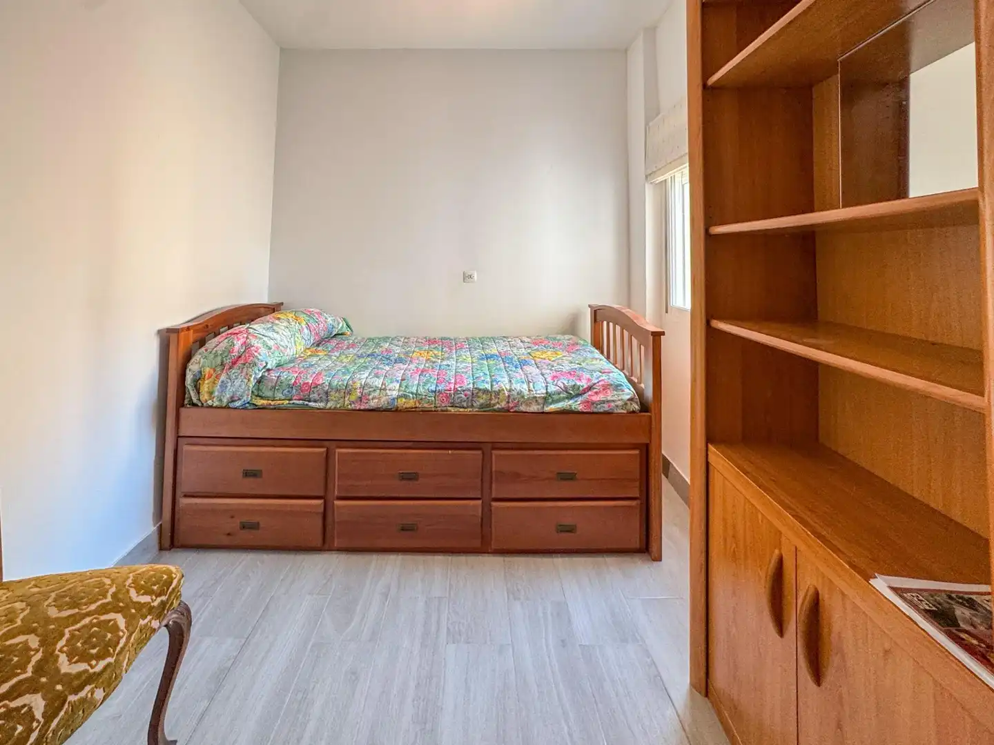 Habitación de Piso de alquiler en Alicante / Alacant con Amueblado y Balcón