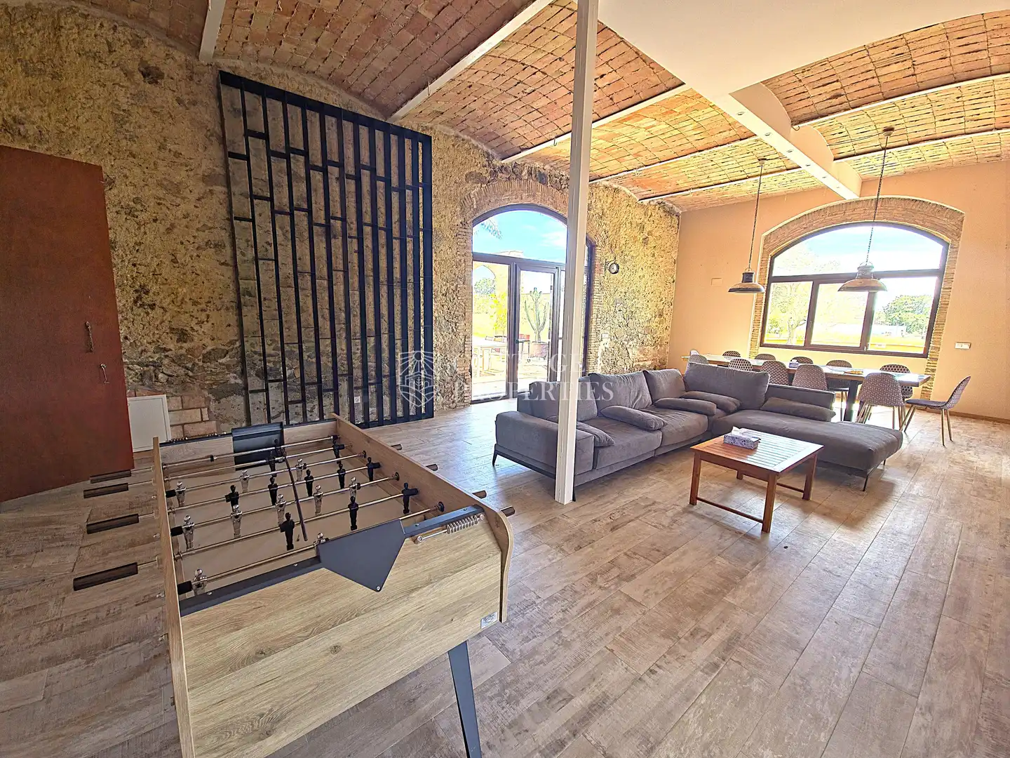 Terrassa de Finca rústica en venda en Roses amb Aire condicionat, Calefacció i Jardí privat