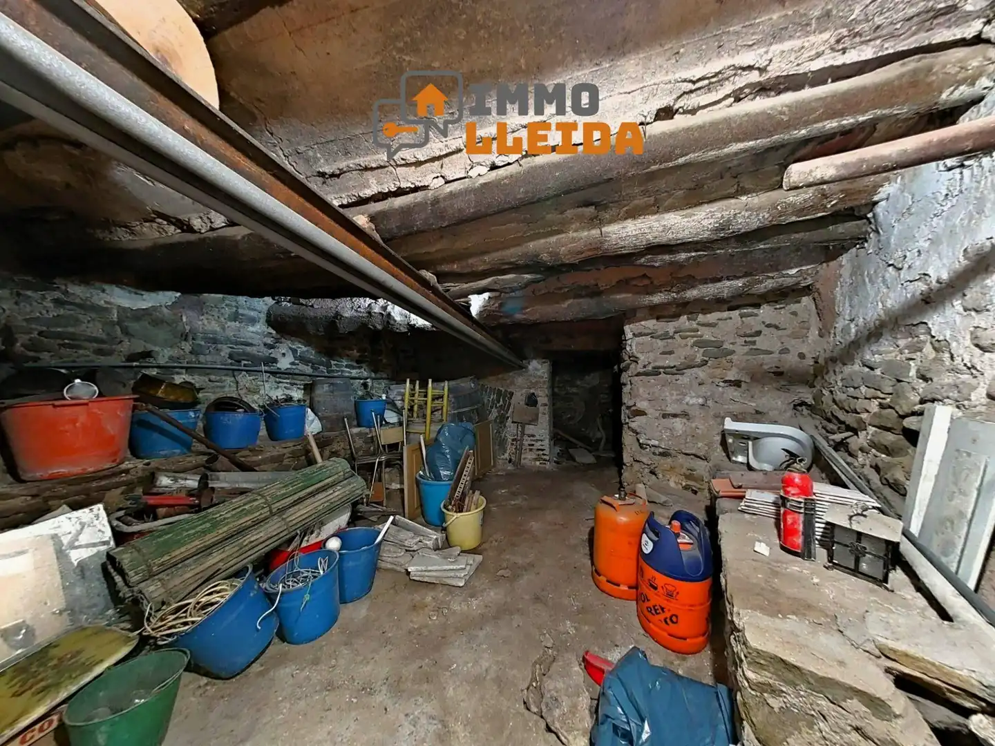 Casa o chalet en venta en Àger con Jardín privado, Trastero y Amueblado