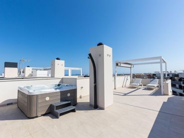 Penthouse mit Pool zum Verkauf in Calle Santa Rita