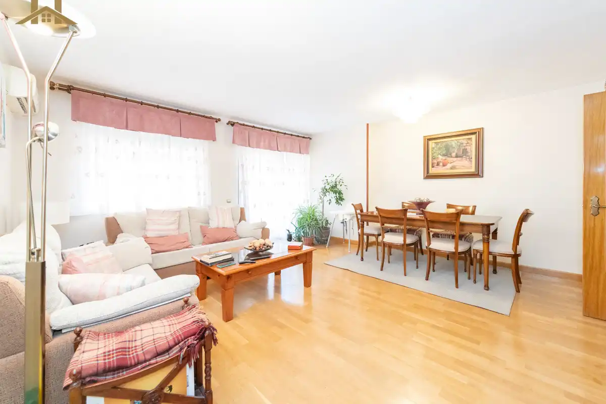 Sala de estar de Casa o chalet en venta en Madrid con Aire acondicionado, Calefacción y Horno