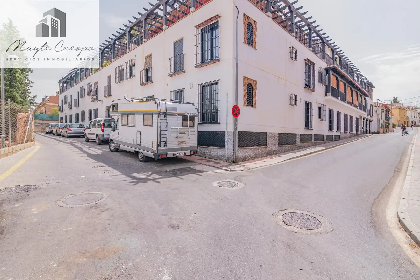 Vista exterior de Pis en venda en La Zubia amb Calefacció i Balcó