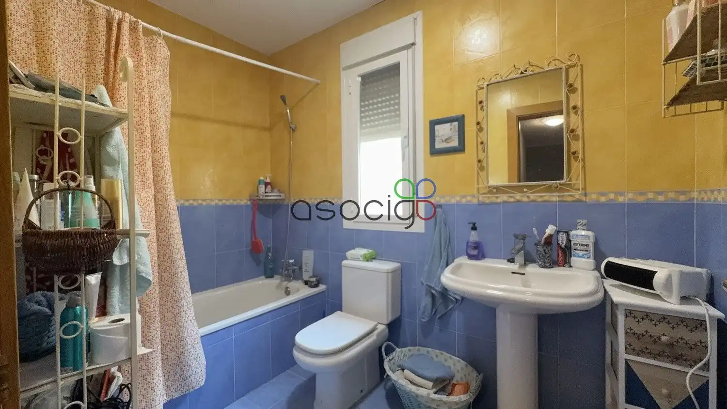 Baño de Casa adosada en venta en Cabanillas del Campo con Calefacción, Jardín privado y Terraza