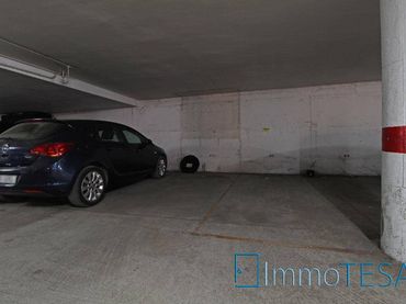 Parcheggio in vendita a La Romànica