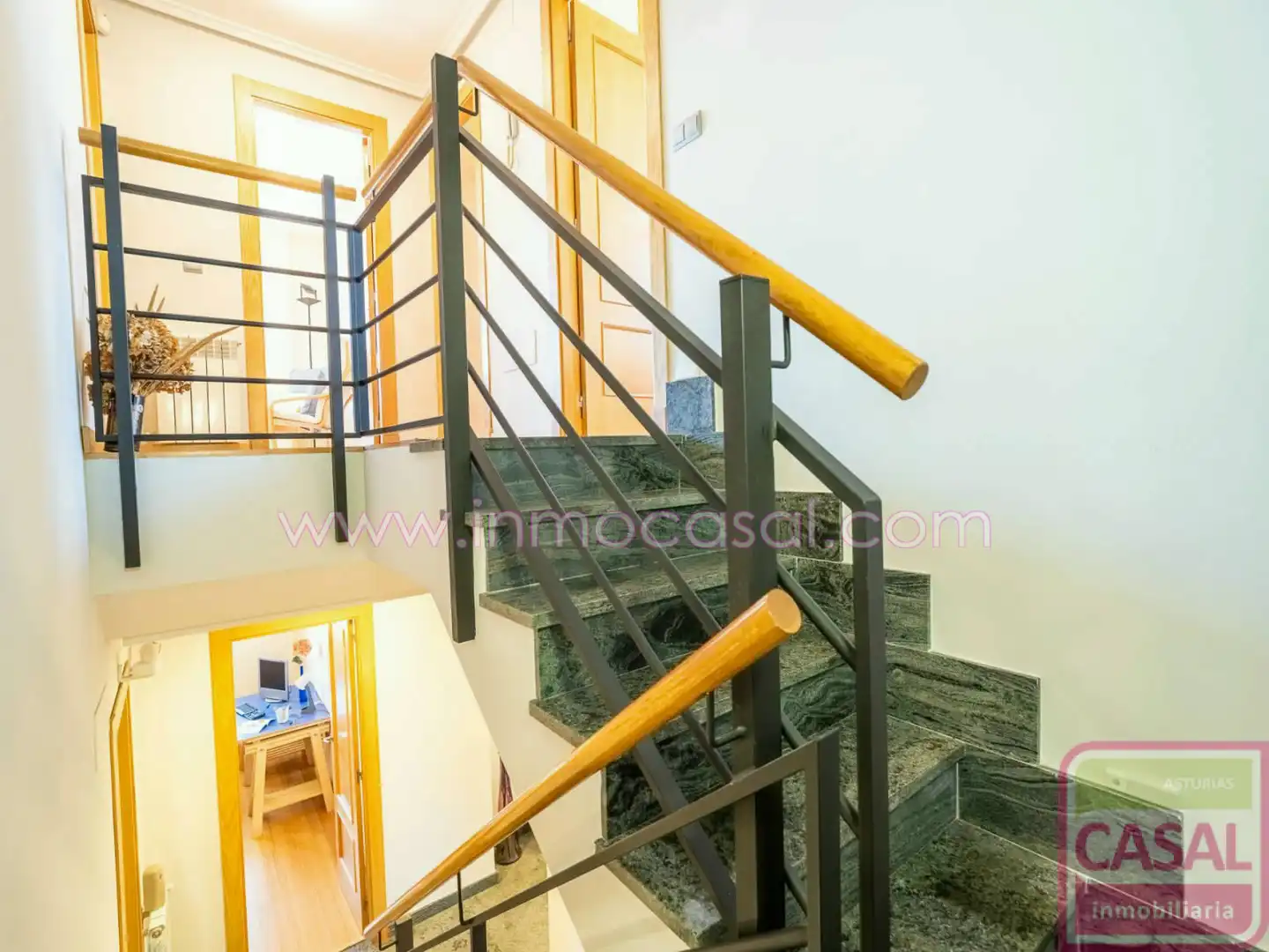 Casa o xalet en venda en Corvera de Asturias amb Calefacció, Terrassa i Traster