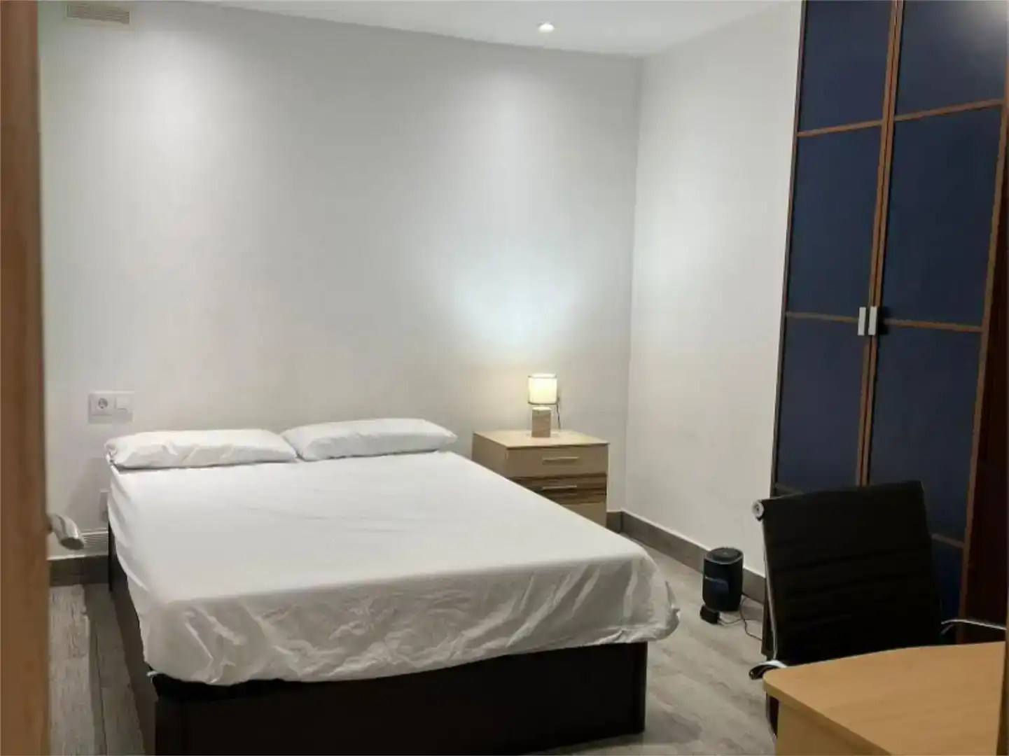 Schlafzimmer von Erdgeschoss zur Miete in  Barcelona Capital