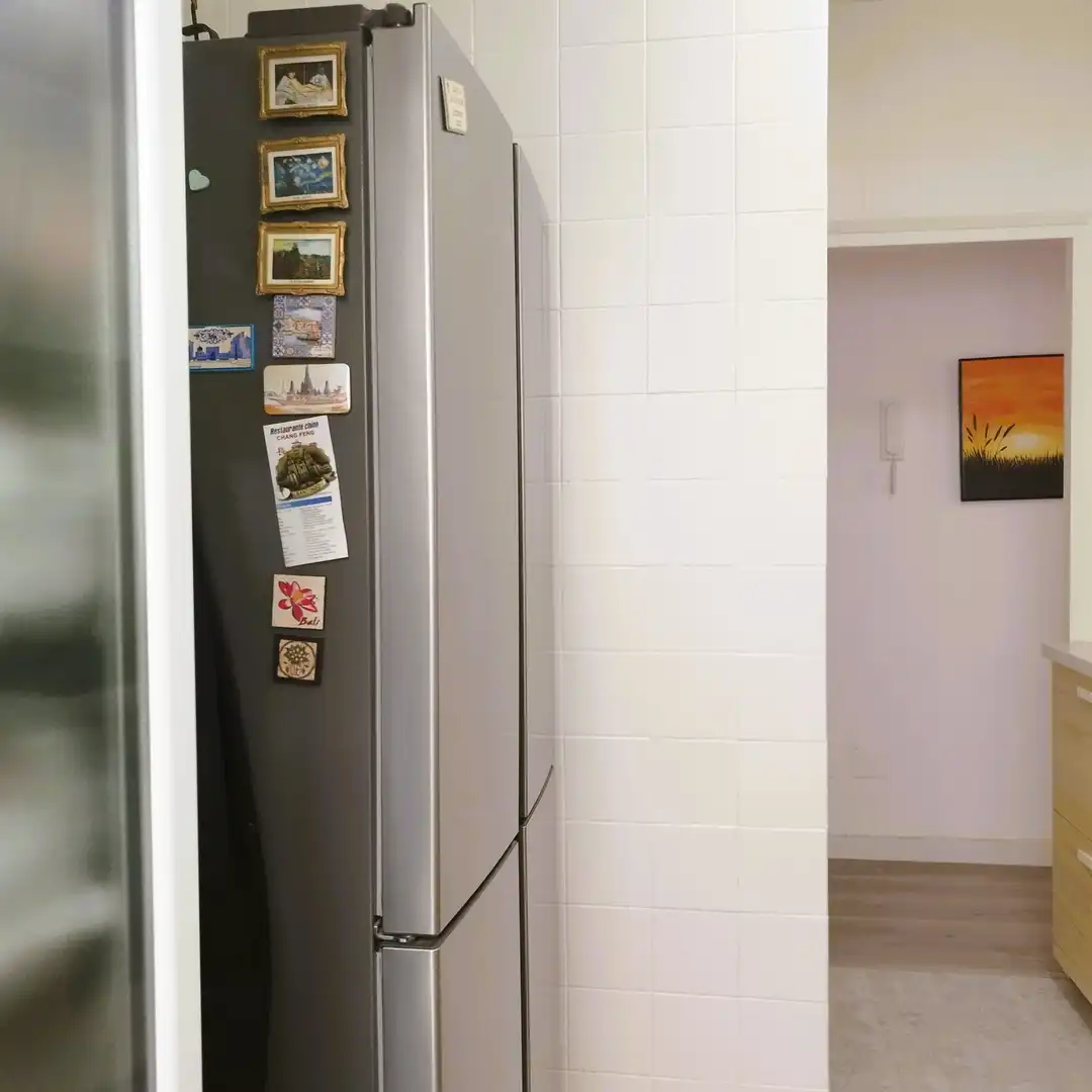 Cocina de Piso en venta en Barcelona con Microondas y Balcón