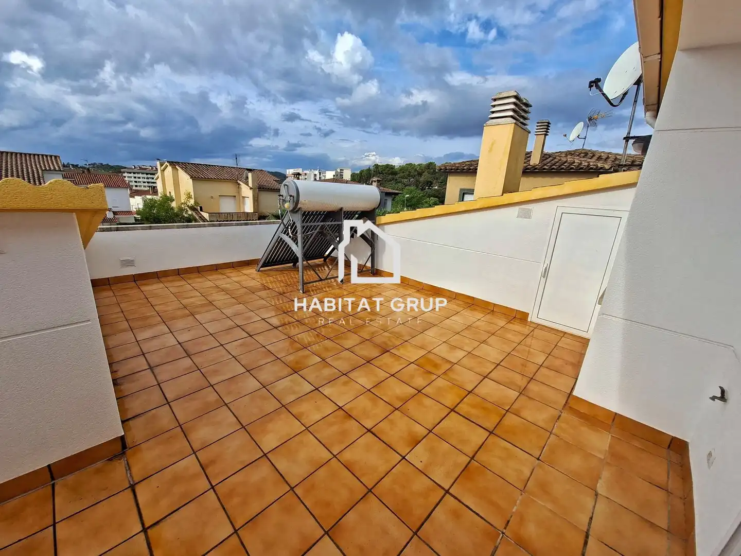 Casa con piscina en venta en Fenals, imagen 6