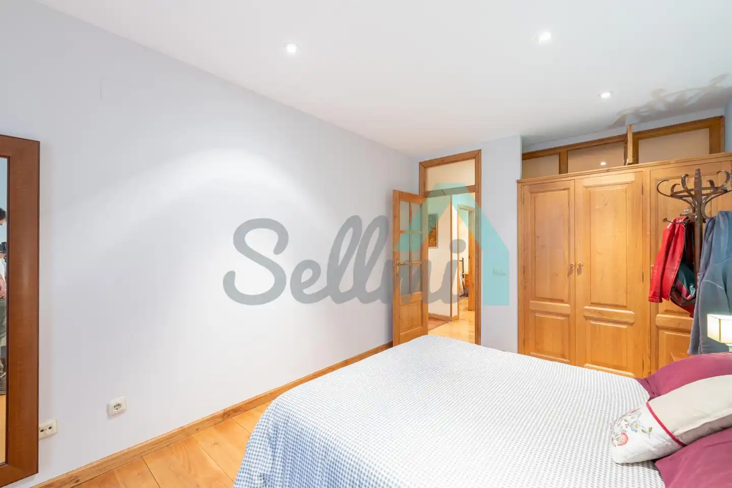 Bedroom of Flat for sale in Oviedo   with Heating, Parquet flooring and Terrace