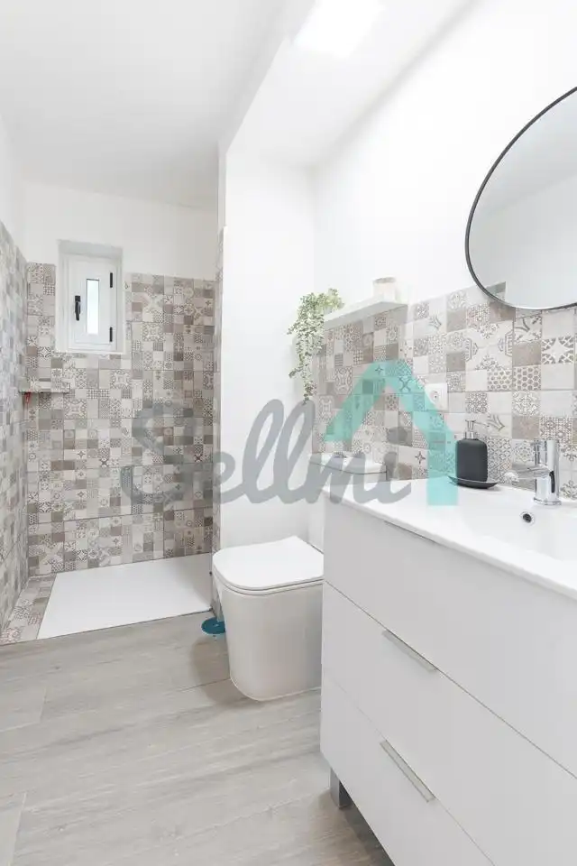 Baño de Planta baja en venta en Mieres (Asturias) con Calefacción, Trastero y Amueblado