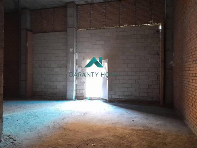 Local comercial en Alquiler en Valderas - Los Castillos