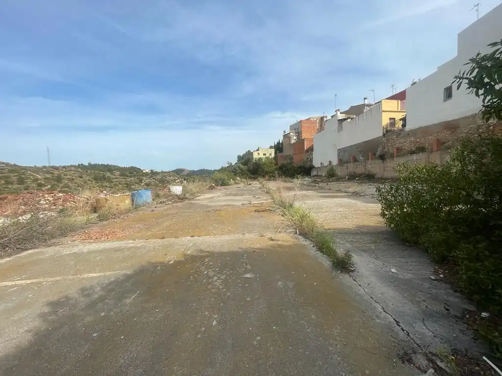 Nave industrial en venta en Oliva, Ribesalbes