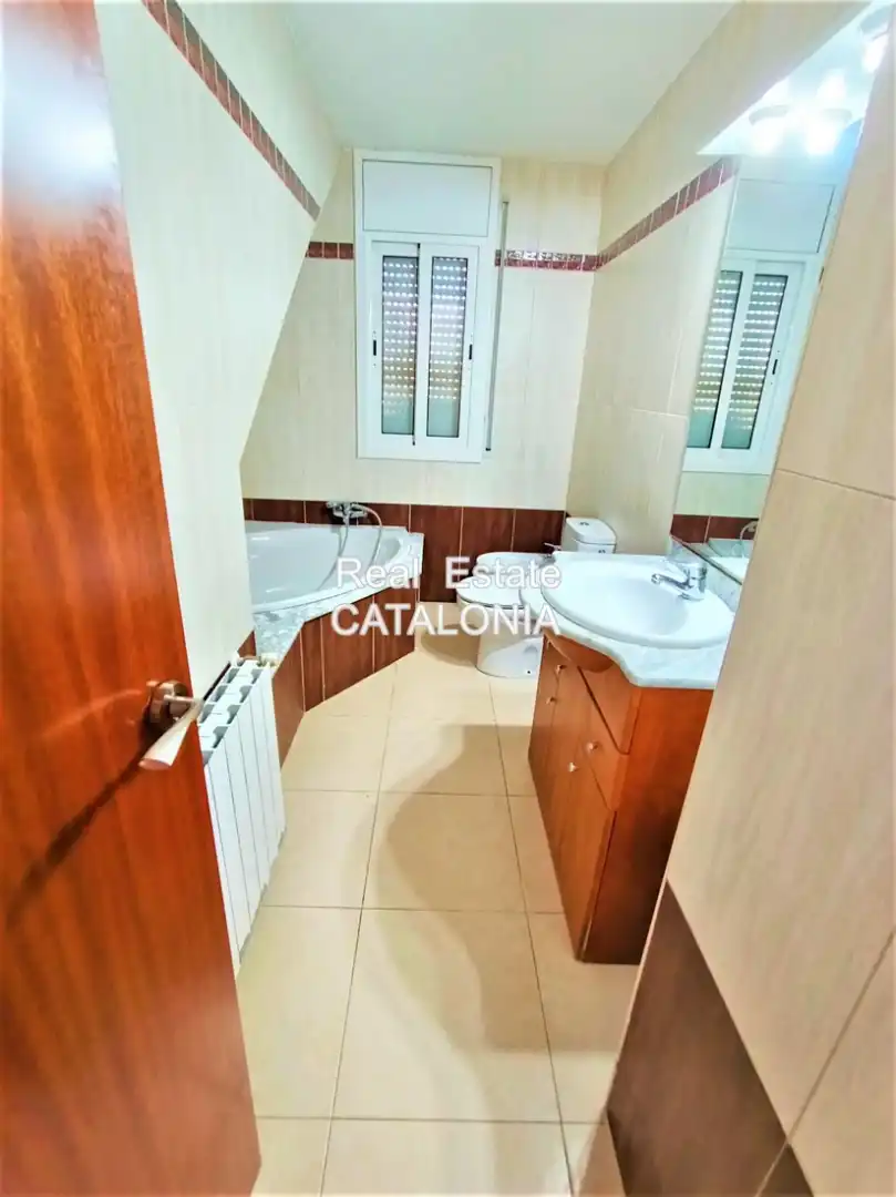 Baño de Casa adosada en venta en Lloret de Mar con Calefacción, Jardín privado y Terraza