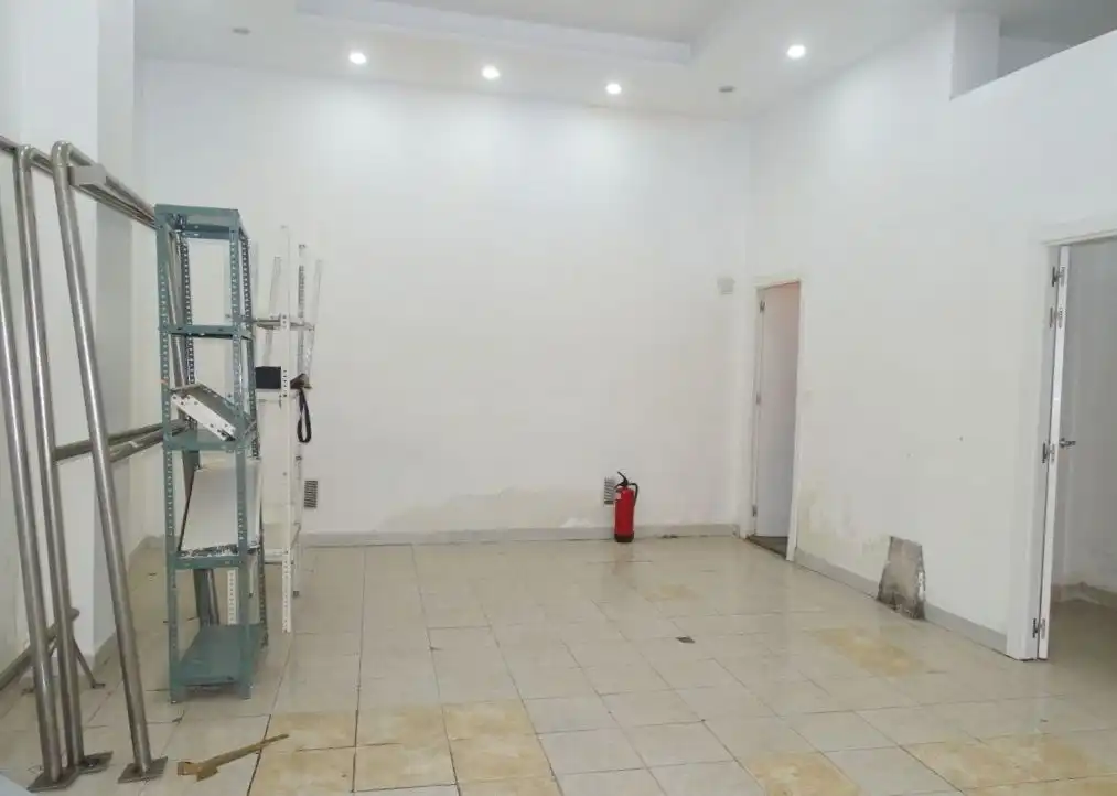 Local comercial en venda a Ibaiondo, imagen 5