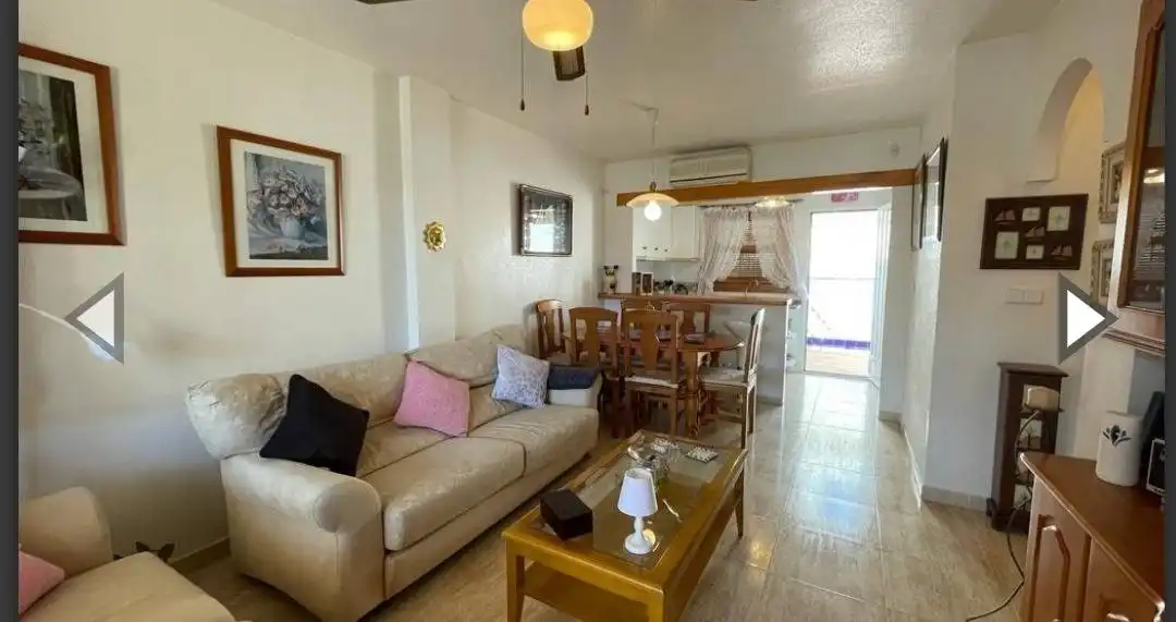Sala de estar de Casa adosada en venta en Pilar de la Horadada con Aire acondicionado, Calefacción y Jardín privado