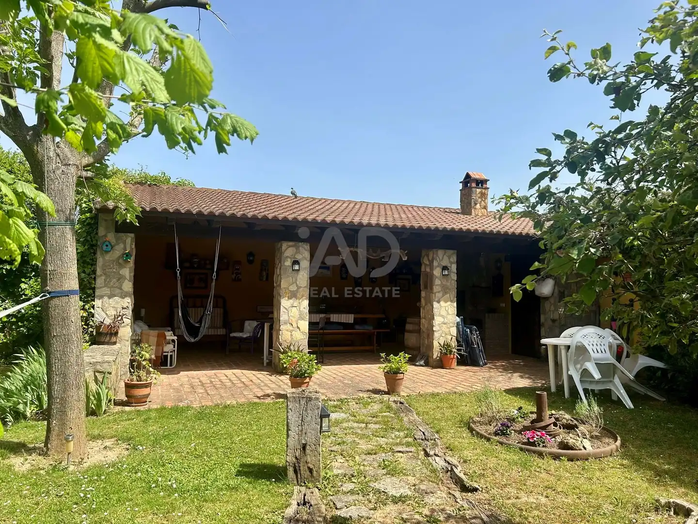 Garden of Houses for sale in Santovenia de la Valdoncina  with Heating and Terrace