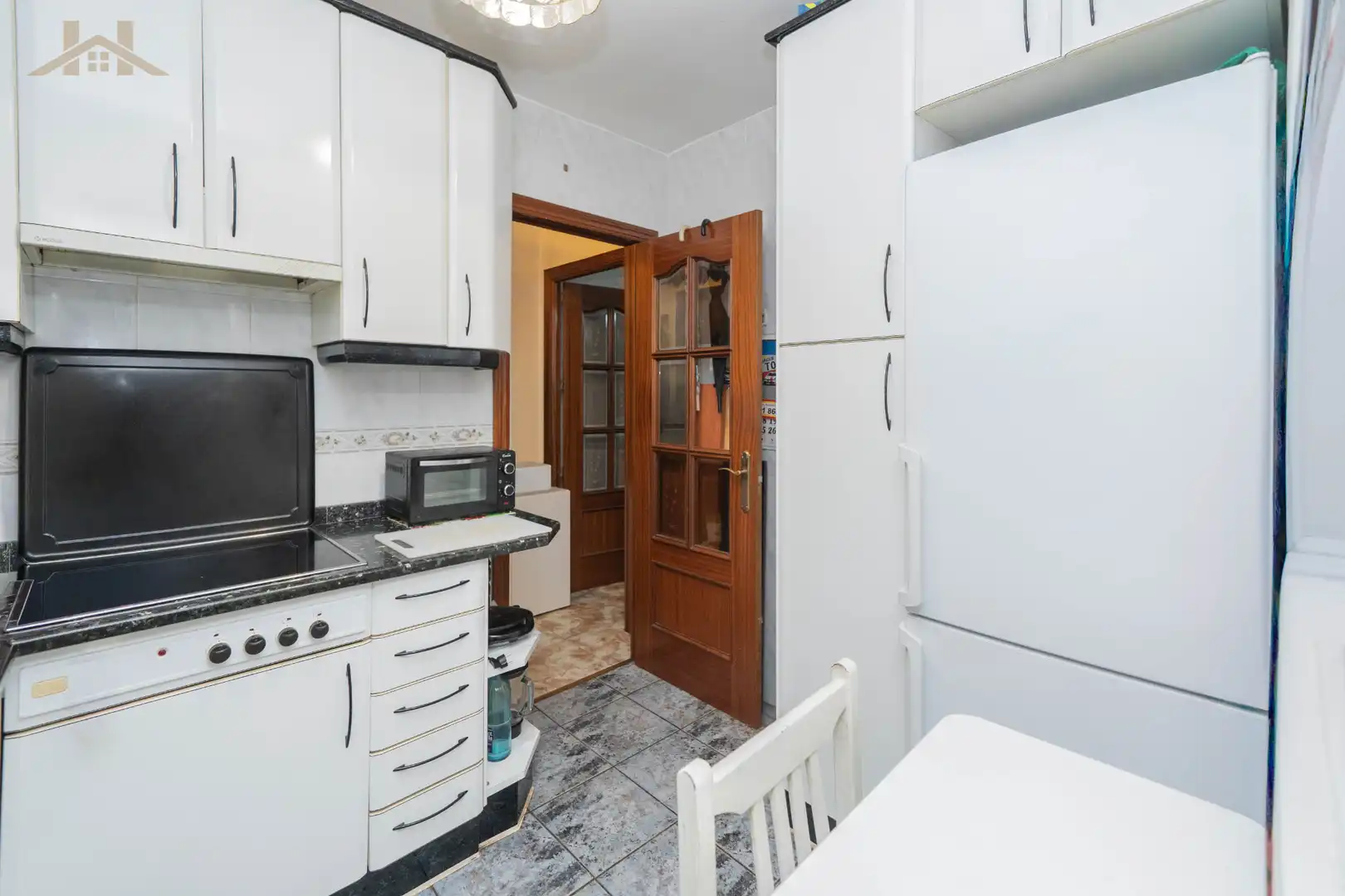 Küche von Wohnung zum Verkauf in Majadahonda mit Klimaanlage, Heizung und Ofen