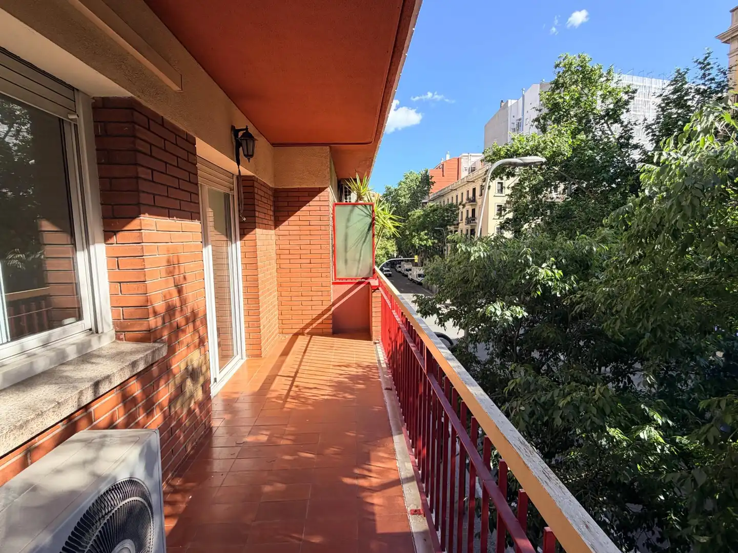 Wohnung zur Miete in Avenida MADRID, La Maternitat i Sant Ramon