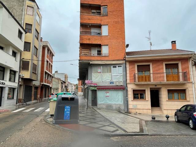 Local comercial en Venta en Real en Íscar