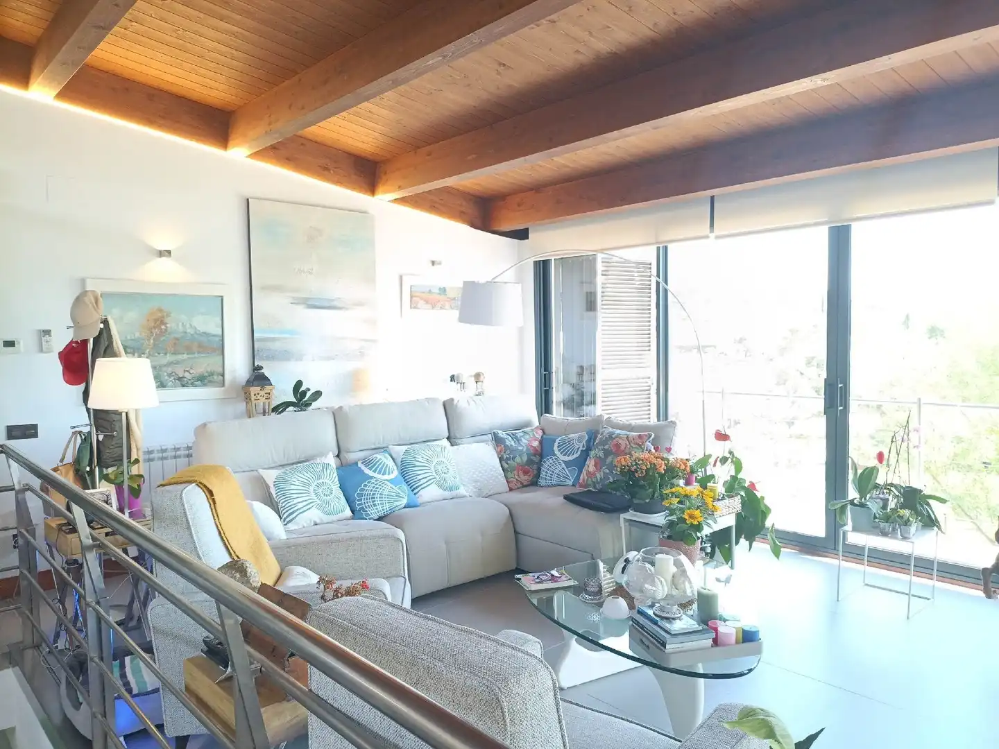 Sala de estar de Casa o chalet en venta en La Puebla de Castro con Aire acondicionado, Calefacción y Jardín privado