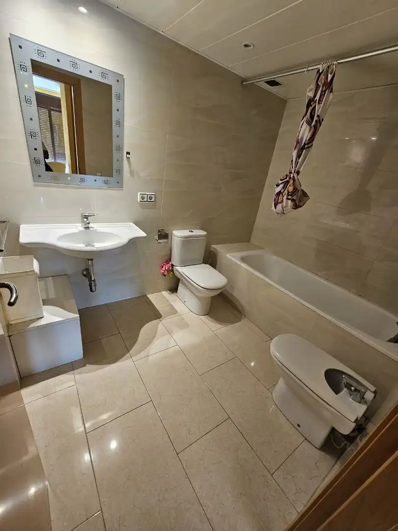 Flat for rent in Carrer de Josep Anselm Clavé, 2, Centre Vila