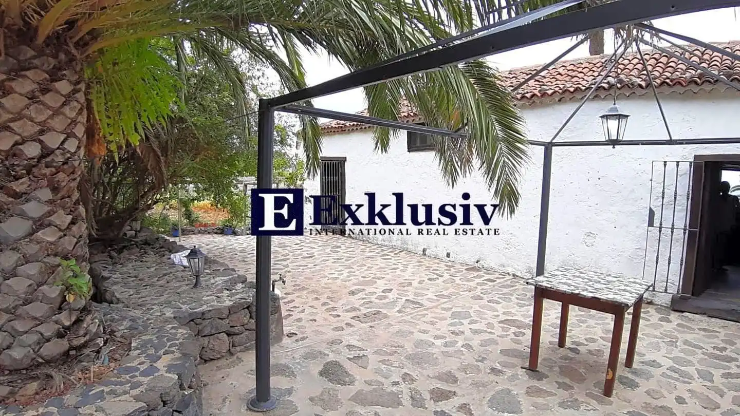 Country homes for sale in Buenavista del Norte