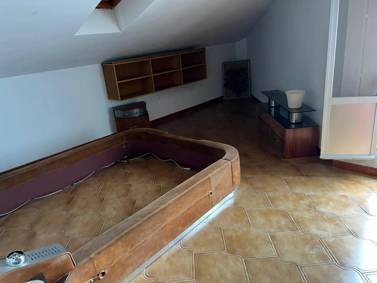 Detached homes for sale in Cazalegas  with Private garden and Community pool